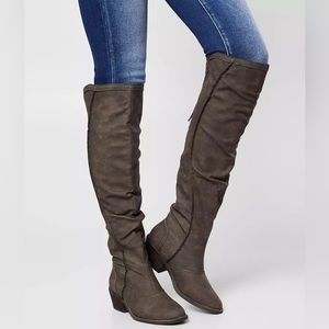 EUC Very G Knee High Boots -